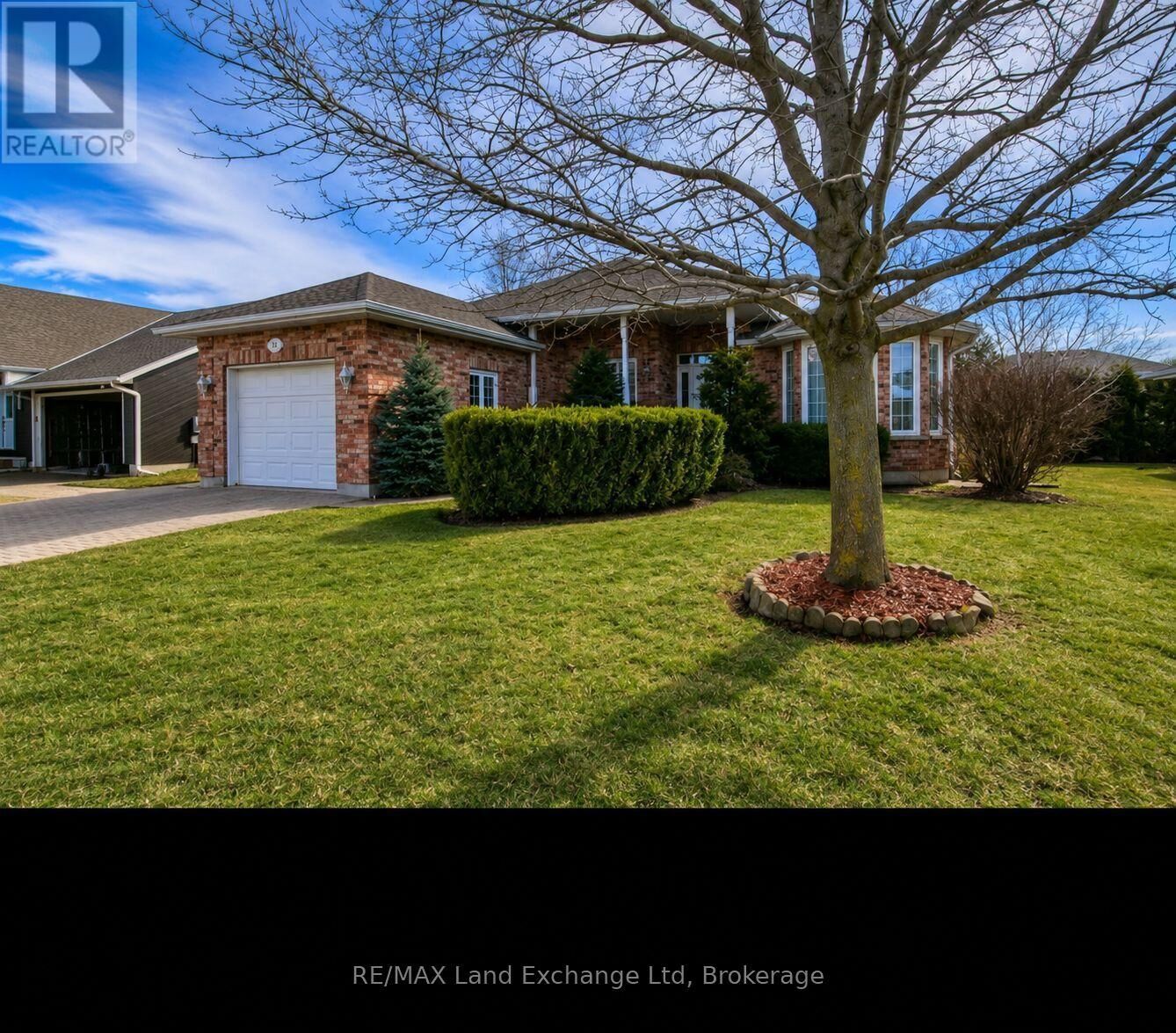 Property Photo:  740 Scott Street West  ON N4W 1J5 