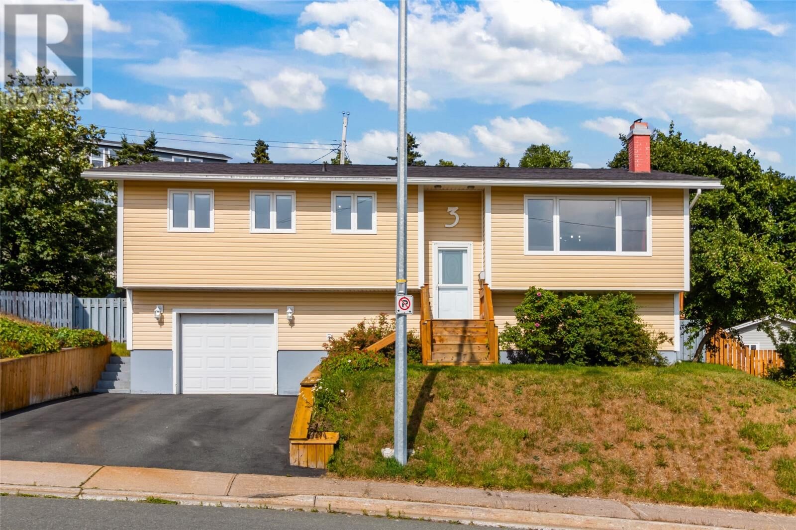 Property Photo:  3 Luther Place  NL A1N 3E7 