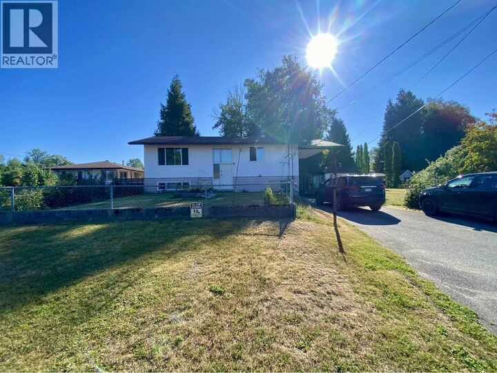 2302 Evergreen Street — photo 1