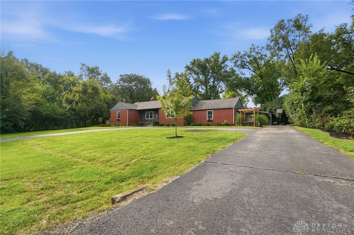 Property Photo:  679 Meadowview Drive  OH 45459 