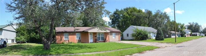 Property Photo:  846 Aspen Road  OH 45344 
