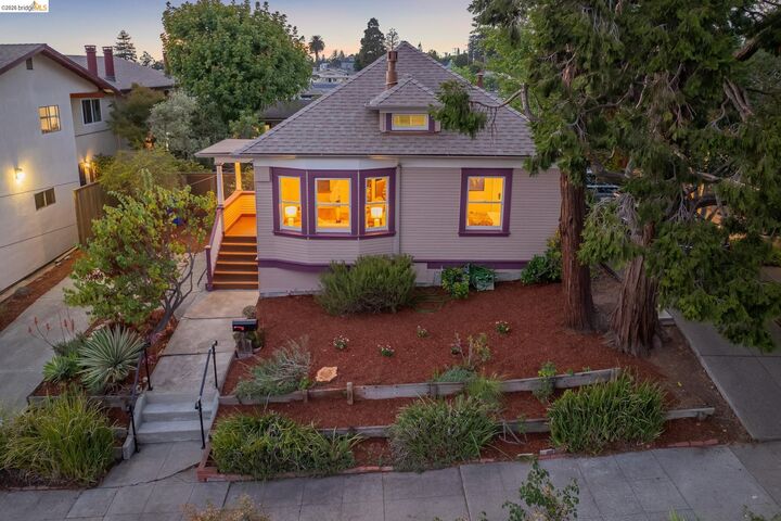 Property Photo: 3621 Rhoda Ave CA 94602