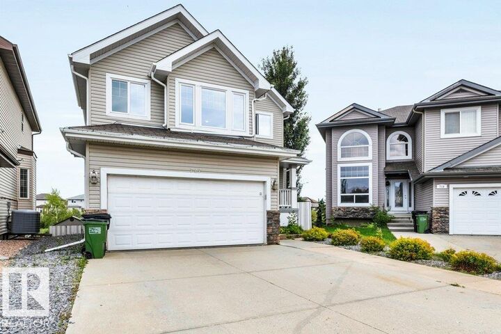 Property Photo: 717 Wildwood Point(E) NW AB T6T 0B2