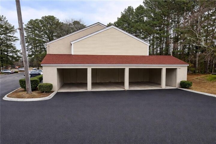 Property Photo: 3575 Oakvale Road 420 GA 30034