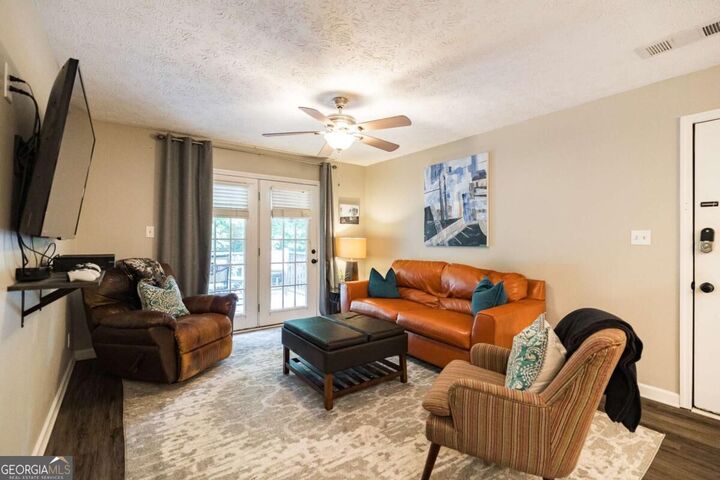 Property Photo:  100 Downing Way G  GA 30606 