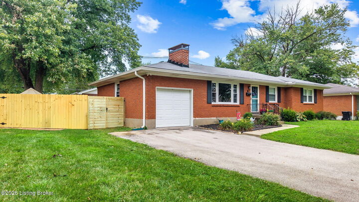 Property Photo:  3030 Kaye Lawn Dr  KY 40220 