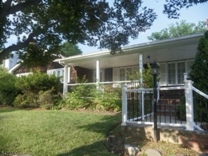 Property Photo:  430 Manor Avenue  NJ 07016 