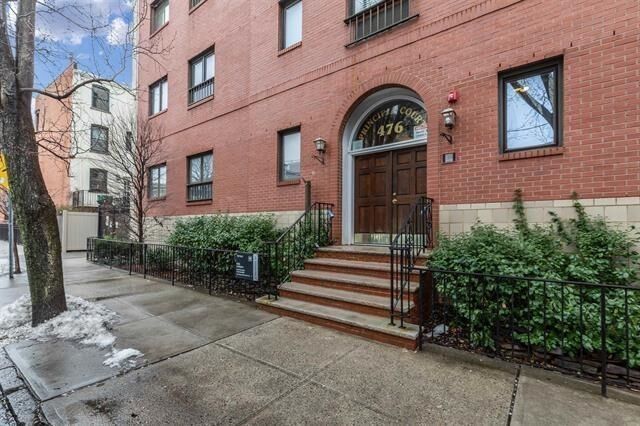Property Photo: 476 Monmouth St 205 NJ 07302