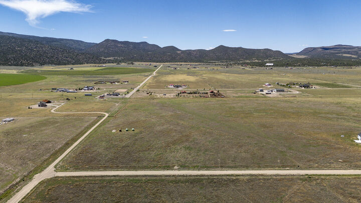 Property Photo:  3374 S Mary Jane Cir  UT 84720 