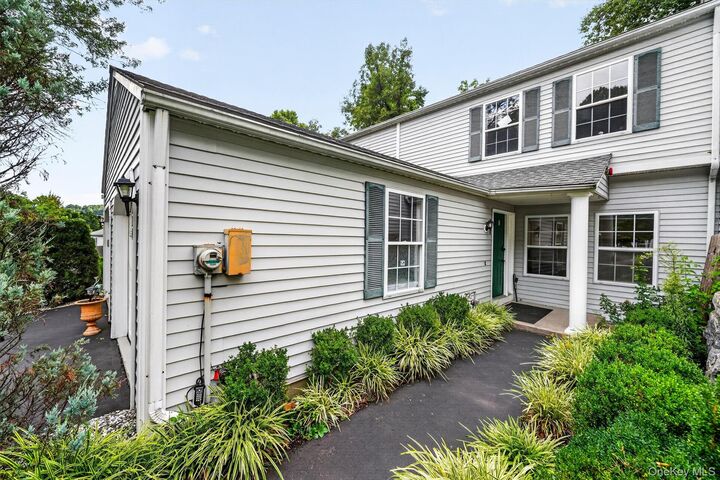 Property Photo:  204 Watch Hill Drive  NY 10591 
