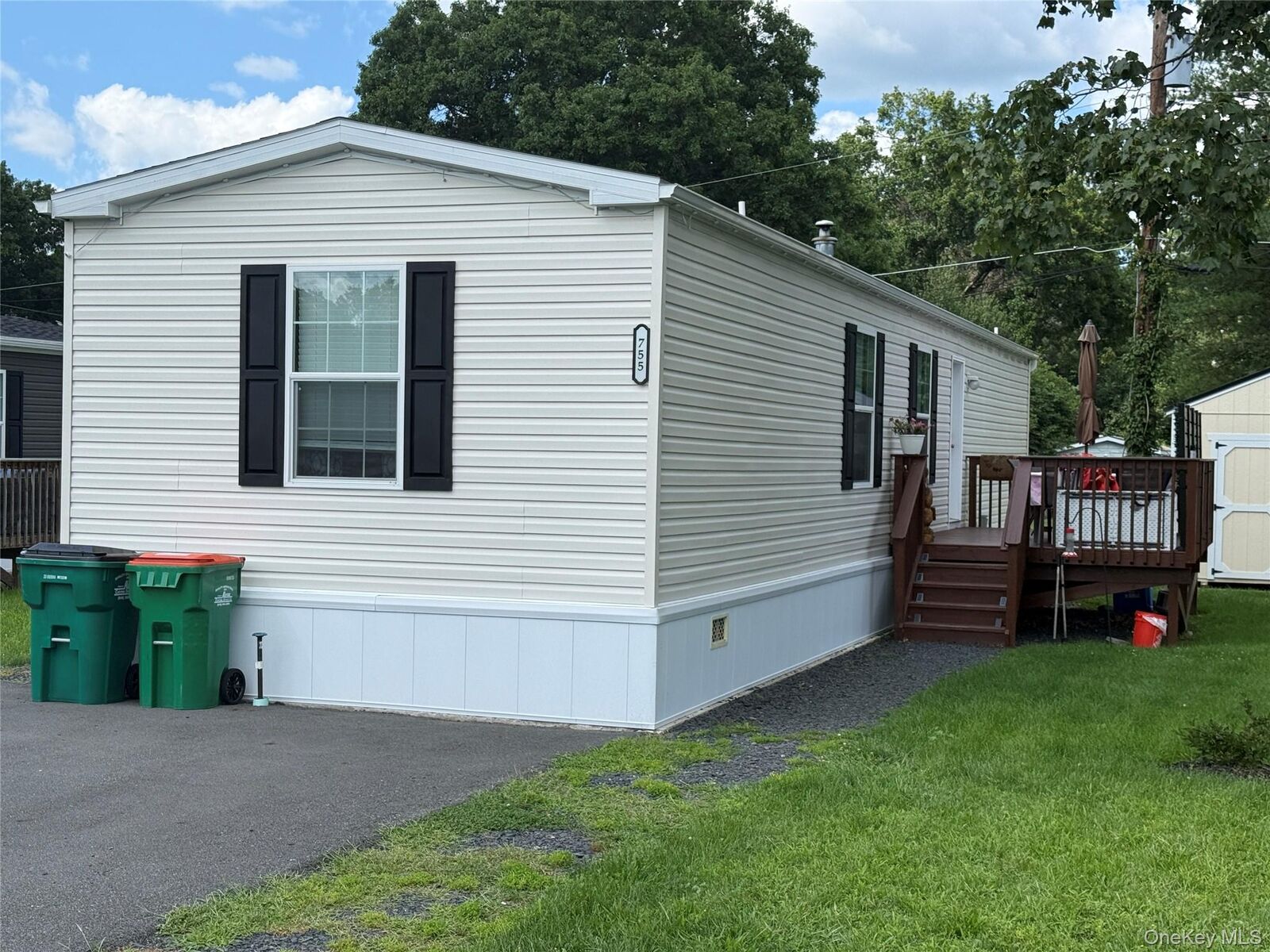 Property Photo:  755 Tarrytown Lane  NY 12586 