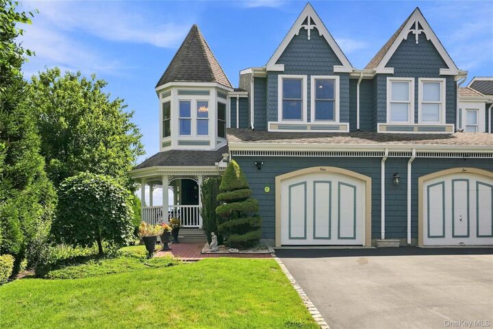 Property Photo:  1 Victoria 1  NY 11701 