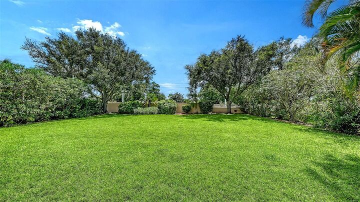 Property Photo: 2729 Harvest Drive FL 34240