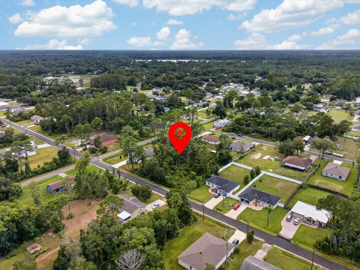 Property Photo: 6th Avenue FL 32724