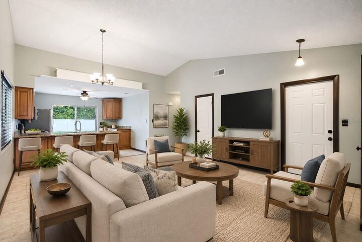 Property Photo:  1411 La Paloma Circle  FL 32708 