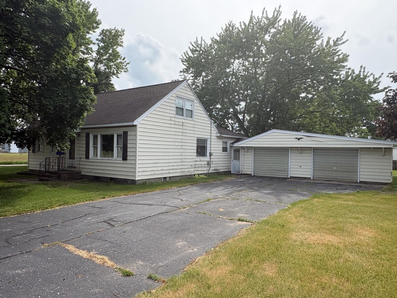 Property Photo: 1782 Vine Street MI 49660