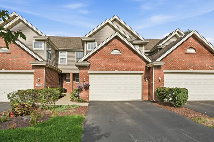 Property Photo:  14959 S Suffolk Court  IL 60491 