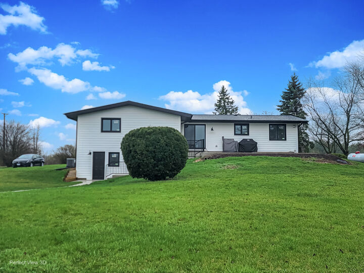 Property Photo:  4616 W Offner Road  IL 60449 