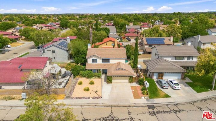 Property Photo:  44138 Ruthron Avenue  CA 93536 