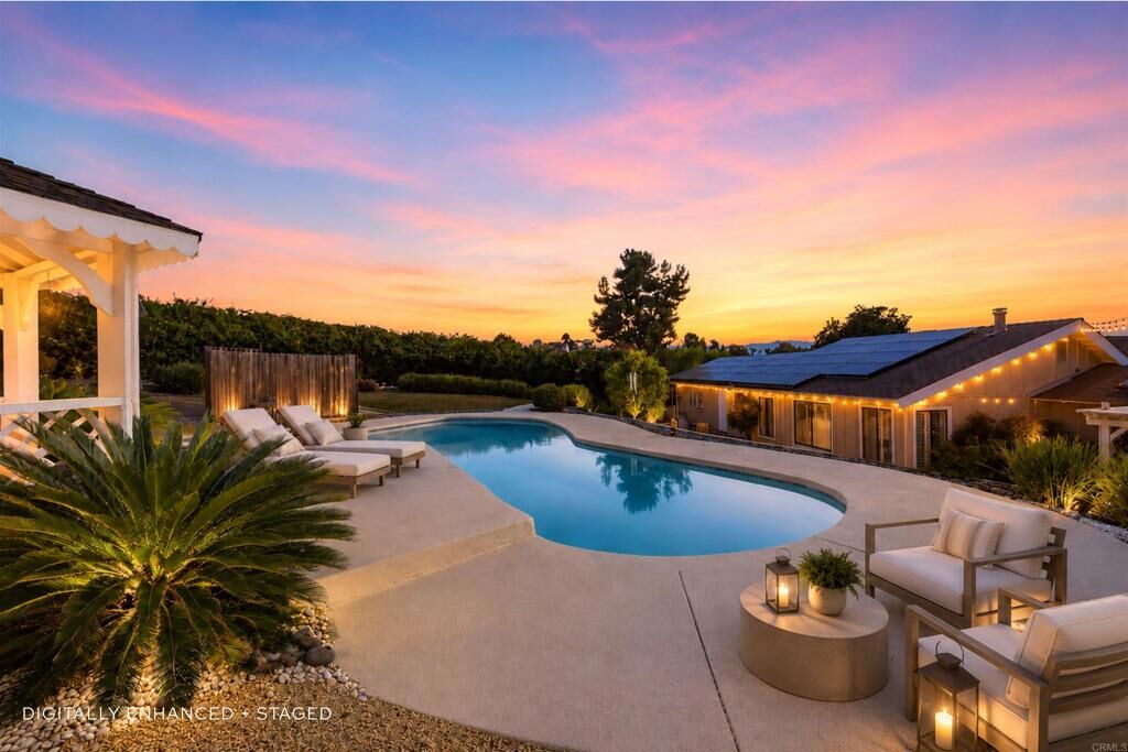 Property Photo:  929 Pepper Tree Lane  CA 92028 
