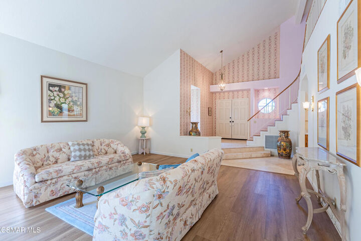 Property Photo:  12120 London Grove Court  CA 93021 