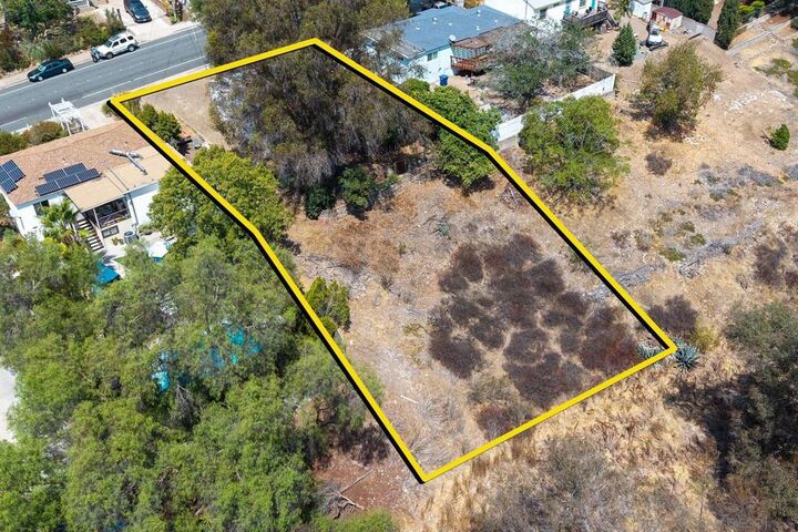 Property Photo: 161 Garfield Ave CA 92020
