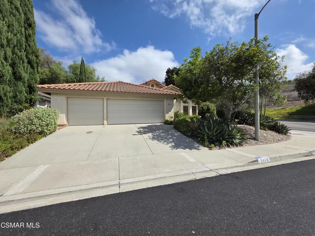 Property Photo:  2414 Rikkard Drive  CA 91362 