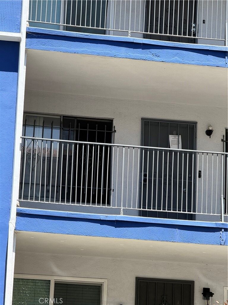 Property Photo:  801 E 1st Street 10  CA 90802 