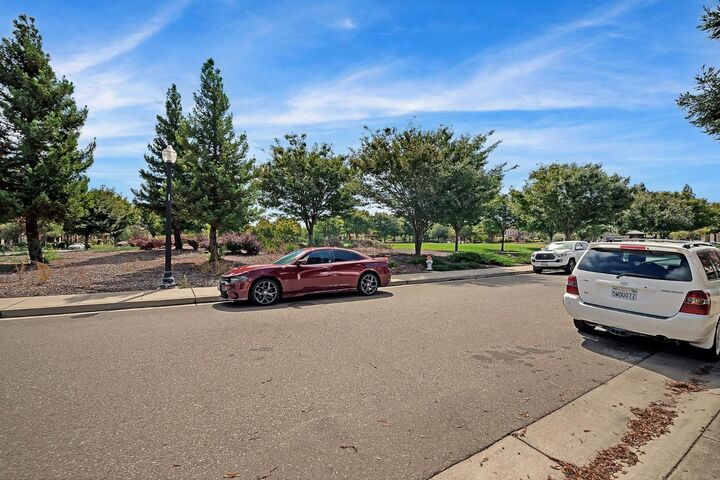 Property Photo:  5439 Duck Walk Way  CA 95835 