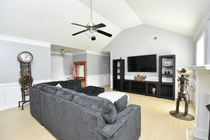 Property Photo: 114 Roxbury Dr TN 38305