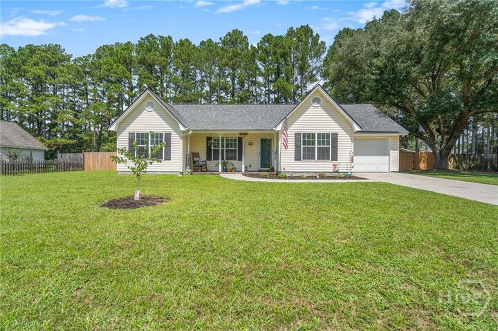 Property Photo: 60 Del A Rae Circle GA 31312