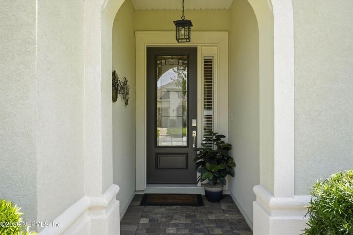 Property Photo:  30 Armorer Court  FL 32081 