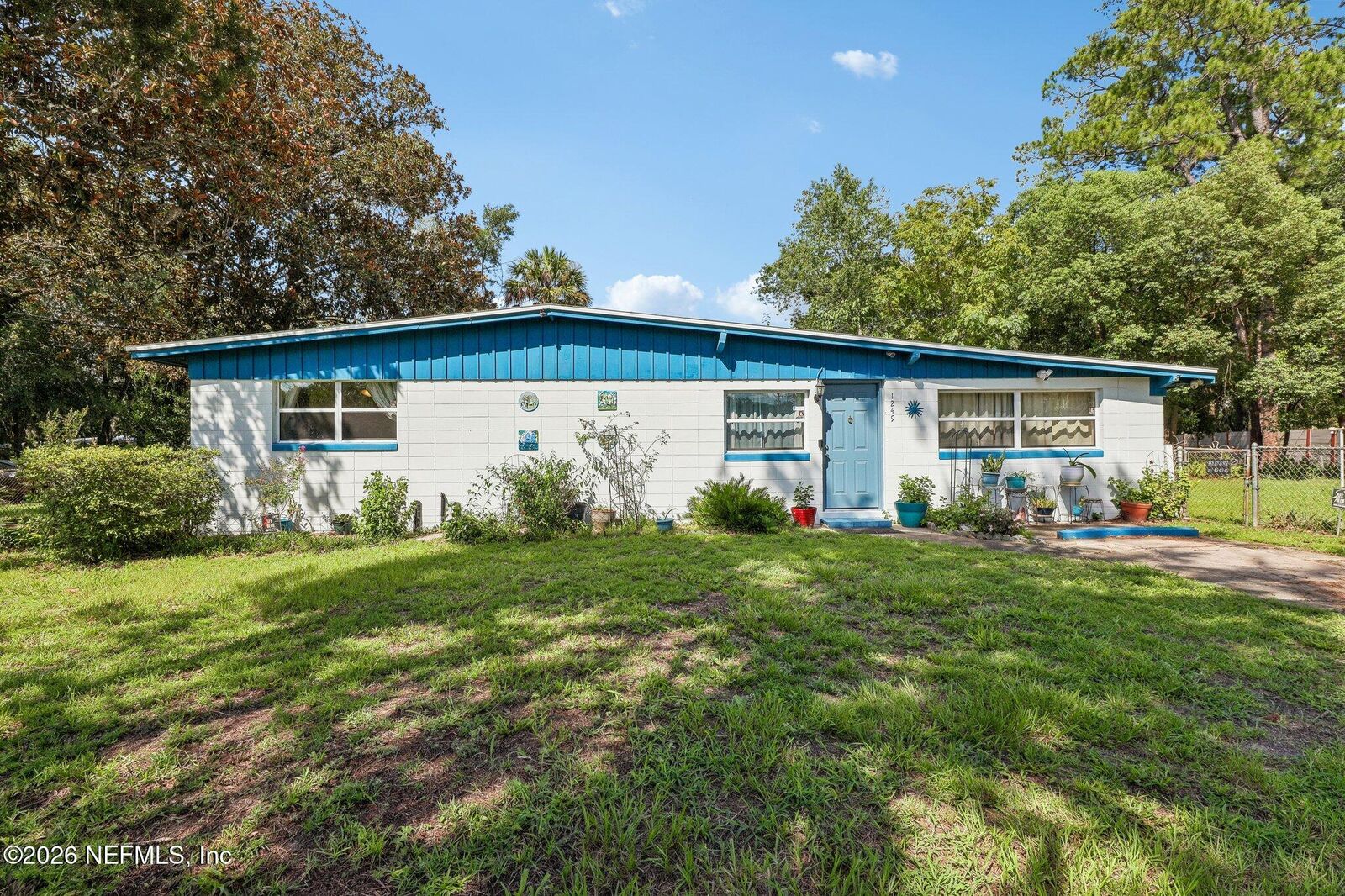 Property Photo: 1249 Le Brun Drive FL 32205