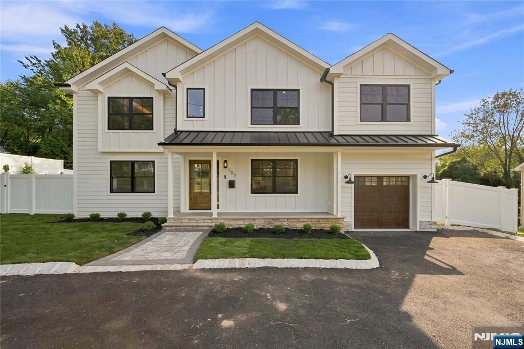 Property Photo:  182 W Grand Avenue  NJ 07656 