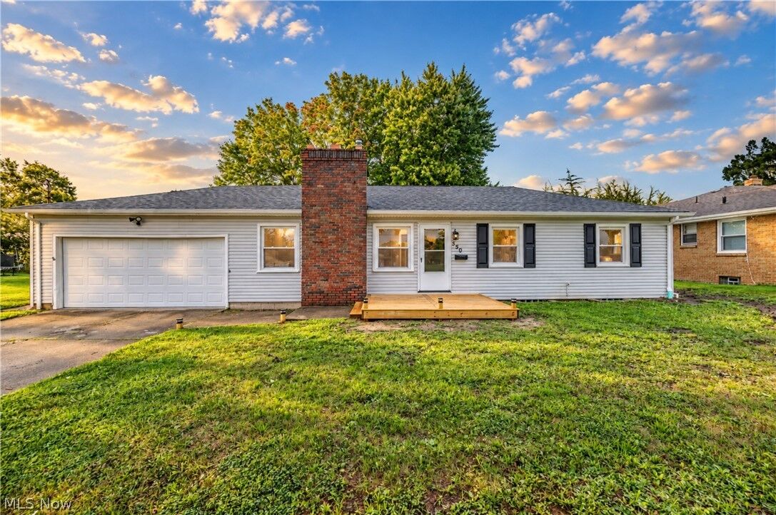 Property Photo:  550 Neoka Drive  OH 44405 