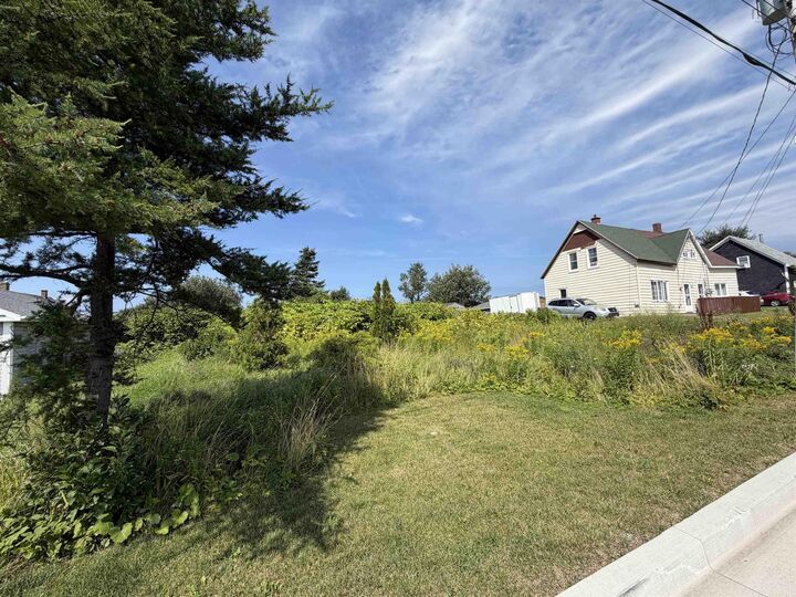 Property Photo:  48 Pleasant Street  NS B1G 1S6 