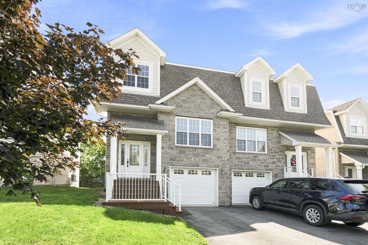 Property Photo:  42 Lasalle Court  NS B4B 0H8 
