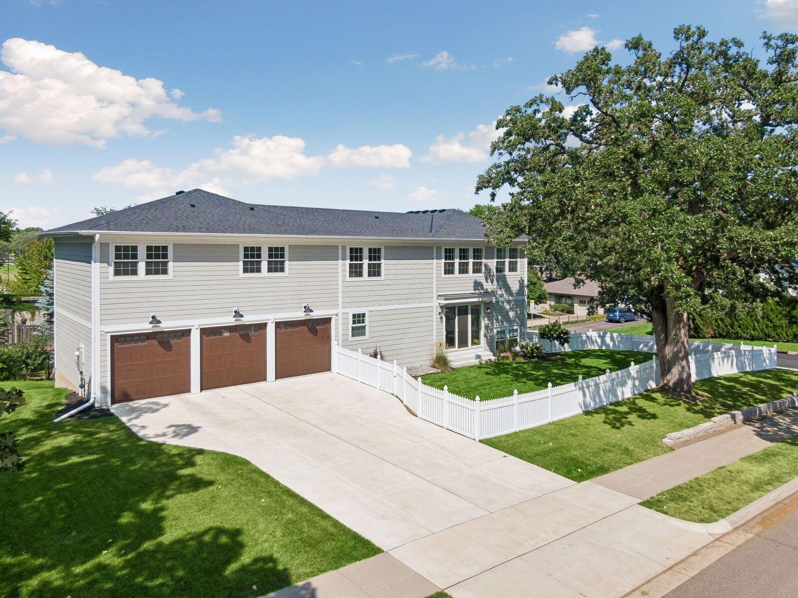 Property Photo: 5944 Concord Avenue MN 55424