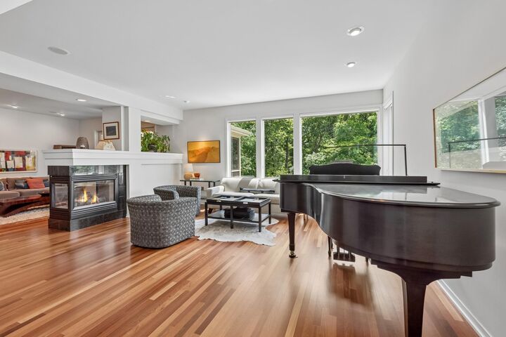 Property Photo:  1329 Waterford Drive  MN 55422 