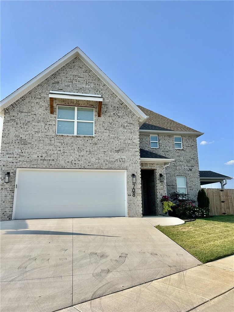 Property Photo: 708 Dollar Street AR 72718