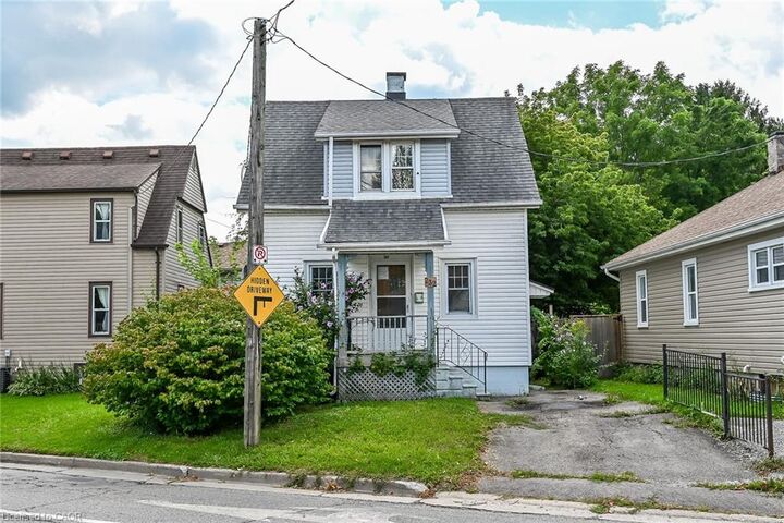 Property Photo:  232 Cedar Street  ON N3Y 2H7 