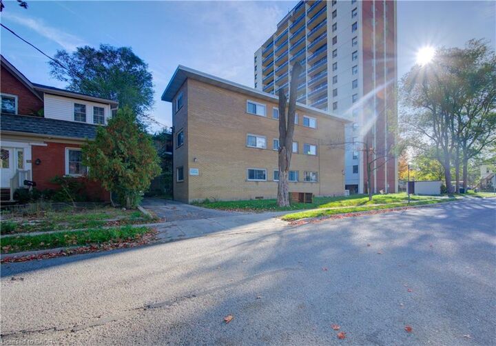 50 Gordon Avenue — photo 1