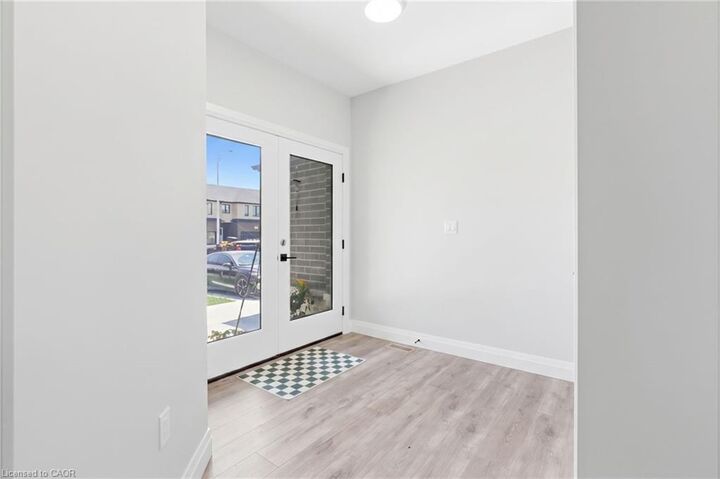Property Photo: 93 Eagle Street 10B ON N8H 0G5