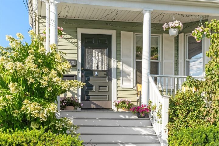 Property Photo:  7 Short Street 1  MA 02176 
