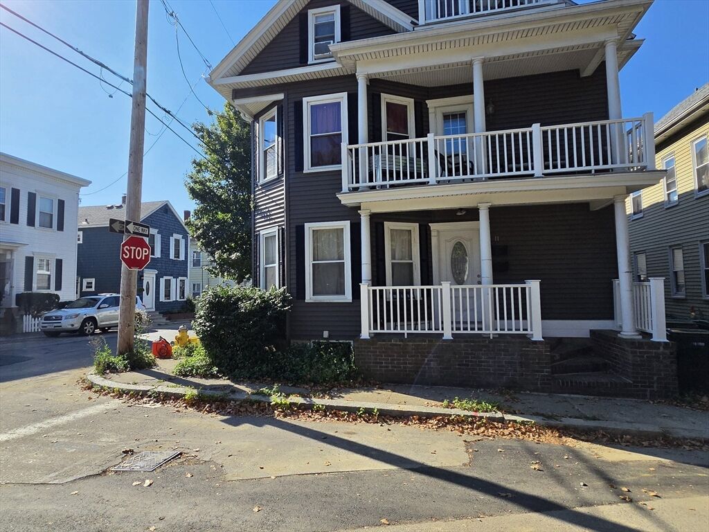 Property Photo:  11 Prescott St 1  MA 01970 