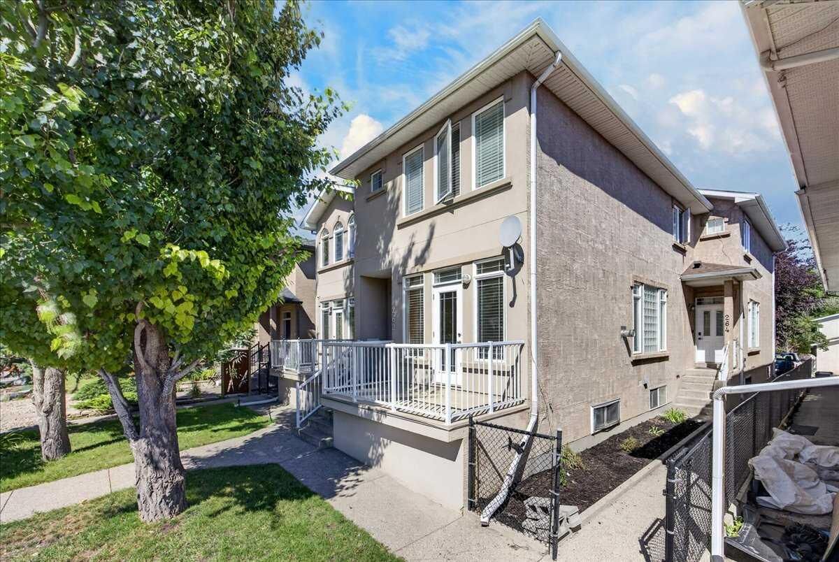 Property Photo: 262 21 Avenue NE AB T2E 1S4