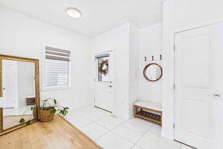 Property Photo: 66 Legacy Glen Crescent SE AB T2X 4G5