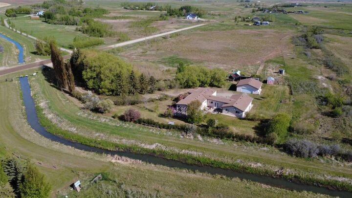 244061 Range Road 251 — photo 1