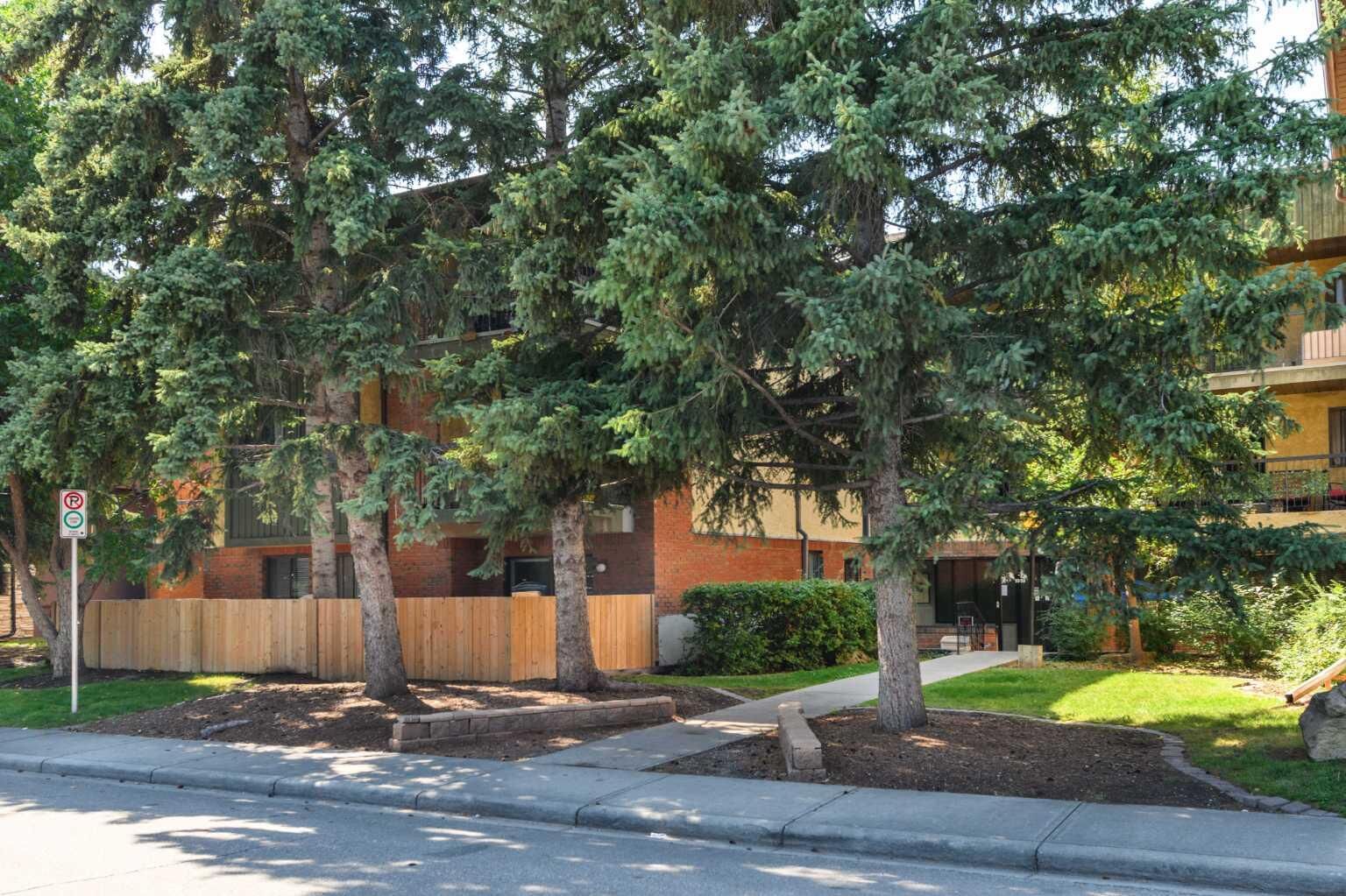 Property Photo: 1919 36 Street SW 209 AB T3E 2Y8