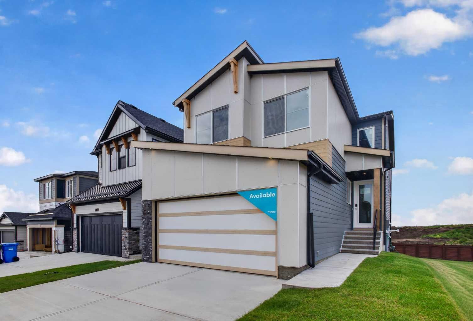 Property Photo: 31 Setonvista Grove SE AB T3M 4H9